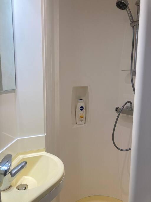 Charmant Studio Terrasse 25Min Aeroport Cdg Saint-Brice-sous-Forêt المظهر الخارجي الصورة